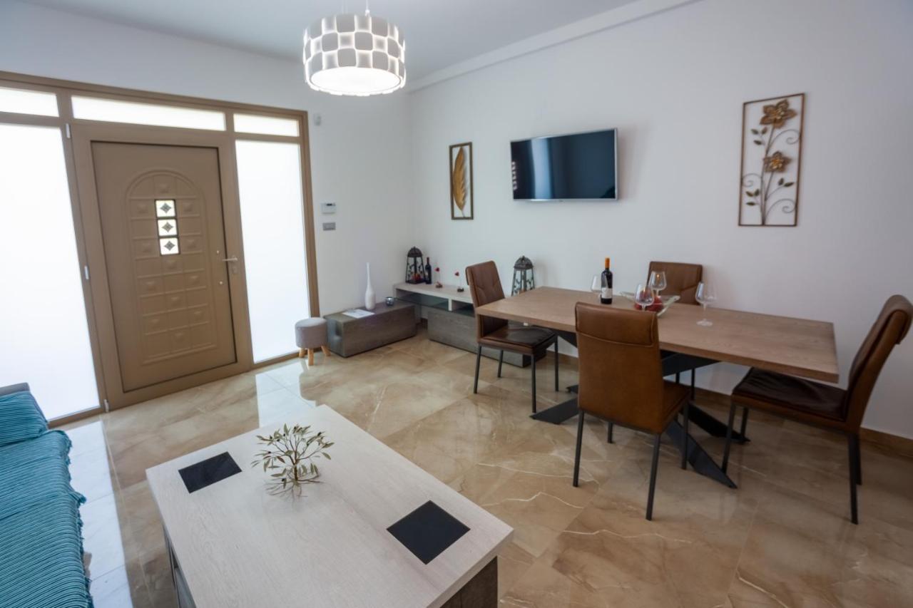 Kavousanos Apartments Istro Luaran gambar